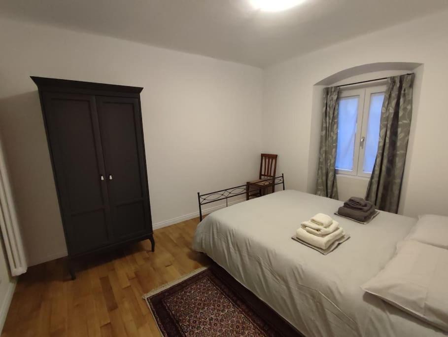 Casa Renova, Intero Appartamento, 2 Camere, Max 4 Ospiti, Trieste Zona Storica Zewnętrze zdjęcie