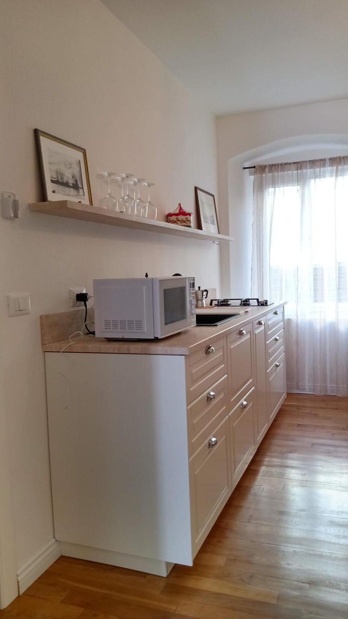 Casa Renova, Intero Appartamento, 2 Camere, Max 4 Ospiti, Trieste Zona Storica Zewnętrze zdjęcie