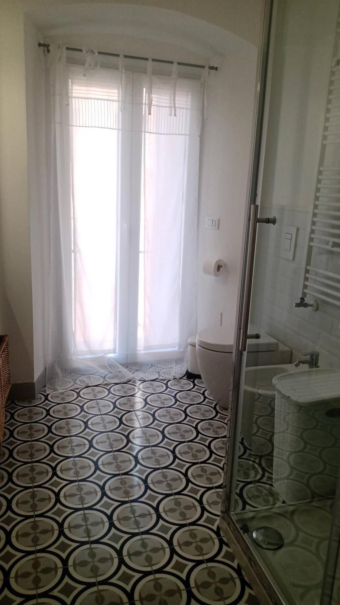 Casa Renova, Intero Appartamento, 2 Camere, Max 4 Ospiti, Trieste Zona Storica Zewnętrze zdjęcie