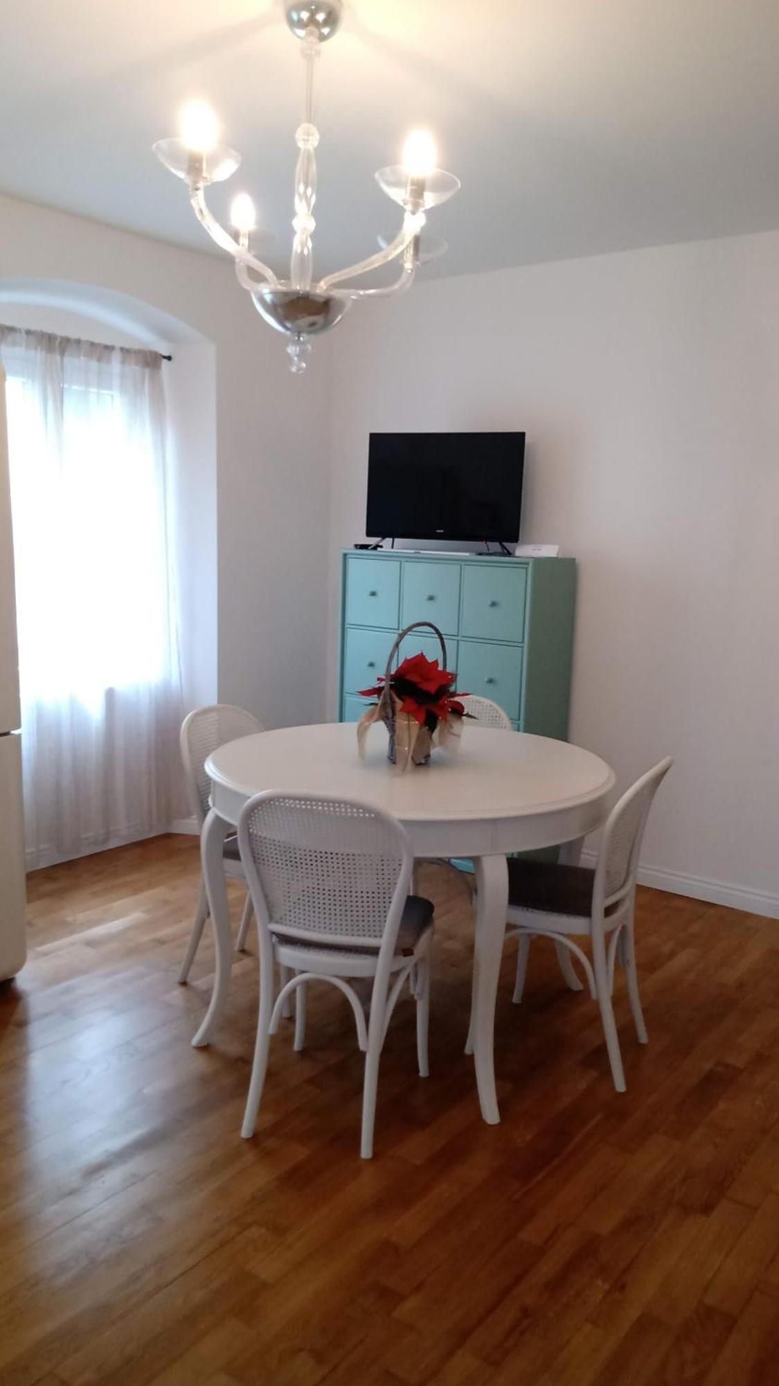 Casa Renova, Intero Appartamento, 2 Camere, Max 4 Ospiti, Trieste Zona Storica Zewnętrze zdjęcie